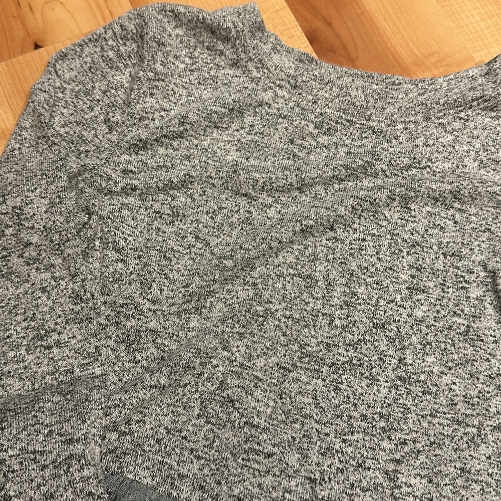Cute & comfortable Girls Cat & Jack Holiday Dress w/tule glitter overlay - M - Picture 4 of 4